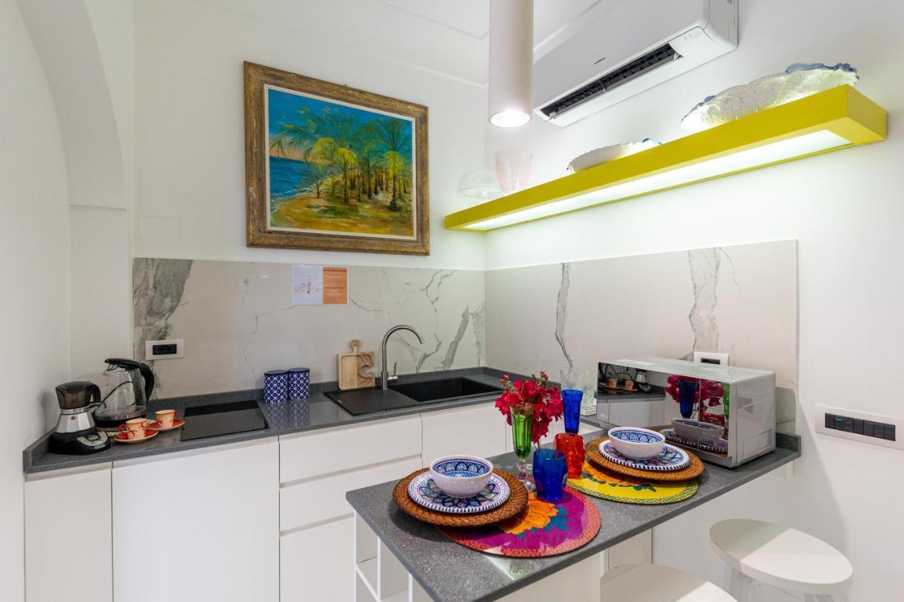 Suite Apartment Capri Con Jacuzzi In Piazzetta Eksteriør billede