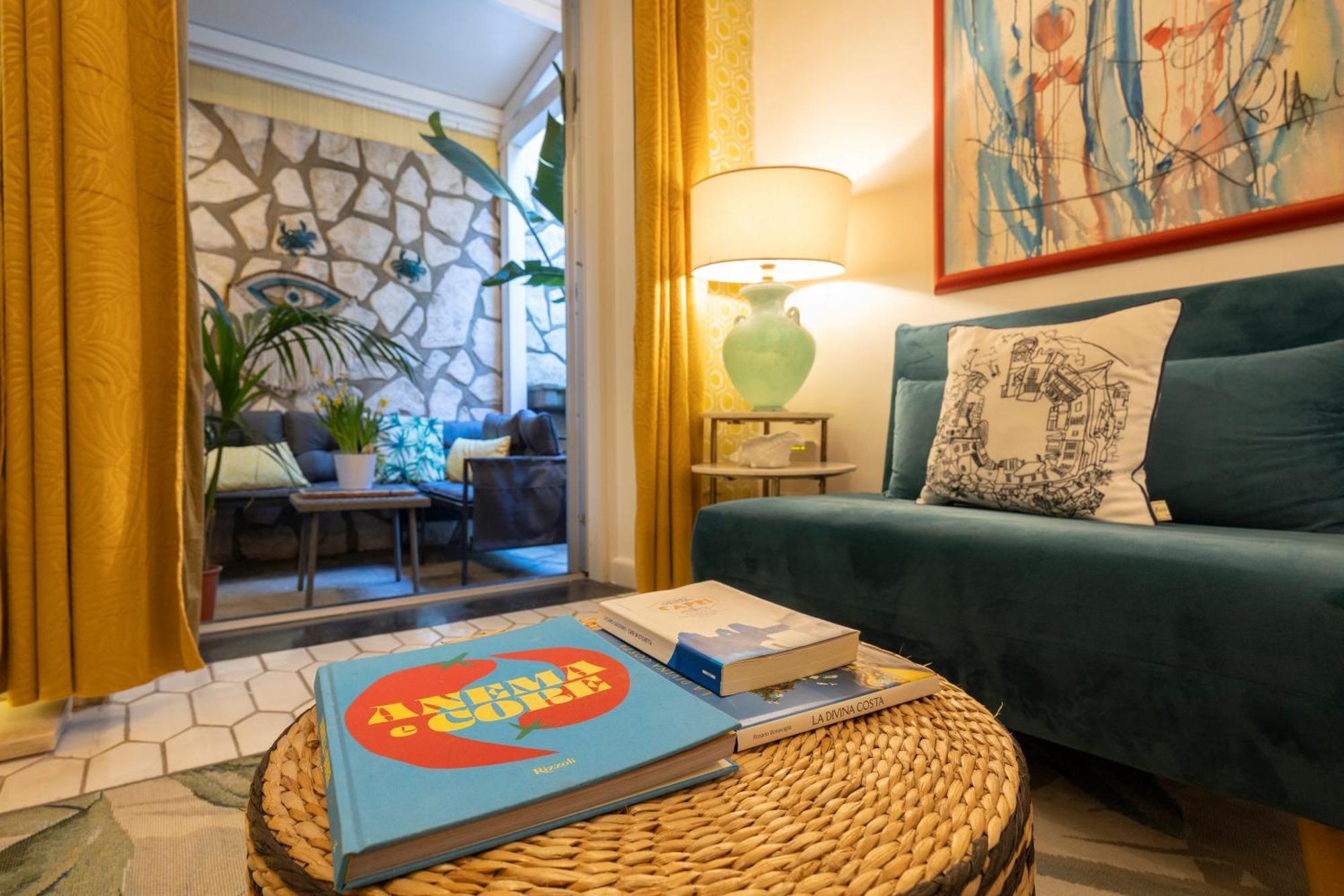 Suite Apartment Capri Con Jacuzzi In Piazzetta Eksteriør billede