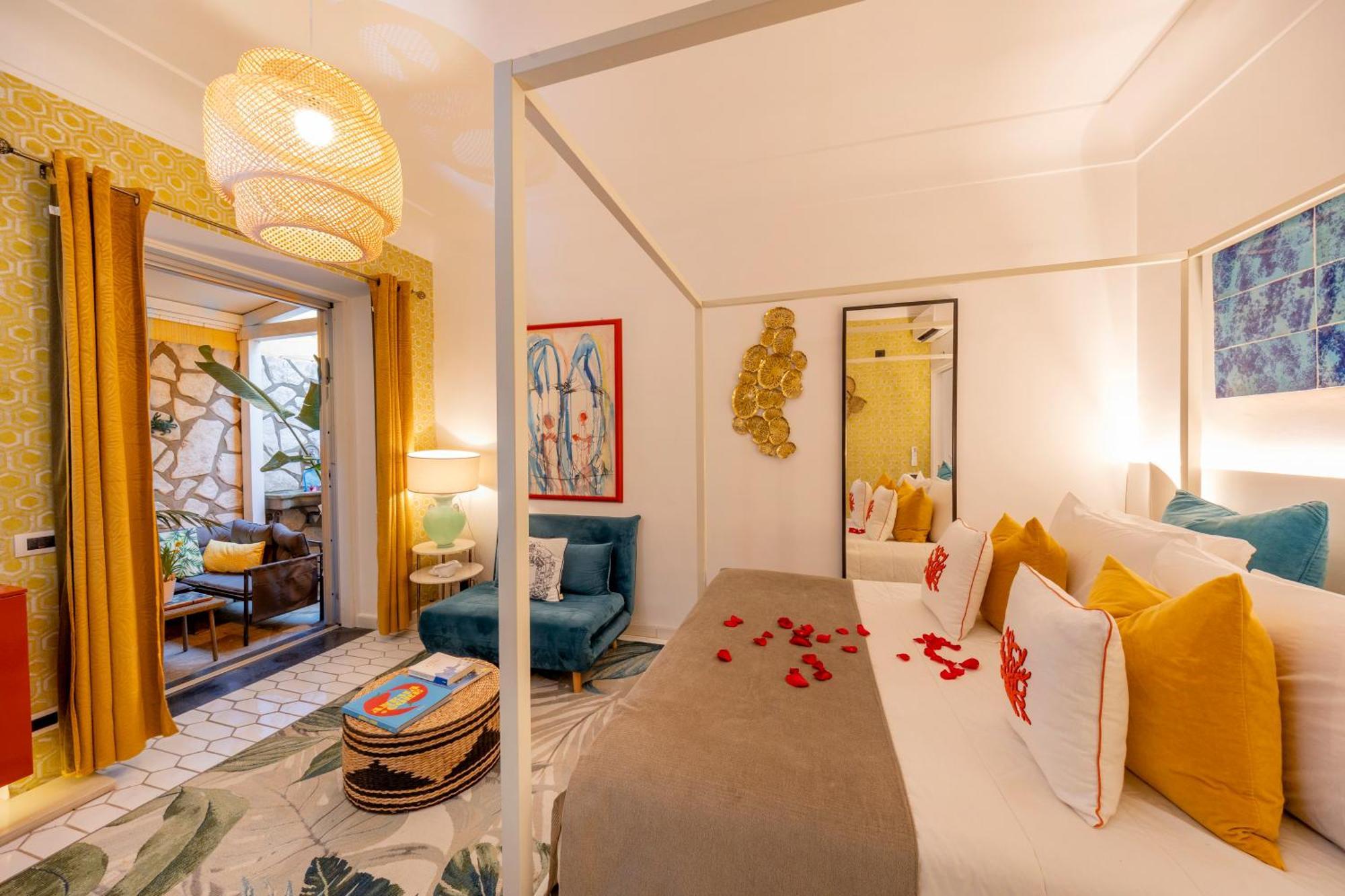 Suite Apartment Capri Con Jacuzzi In Piazzetta Eksteriør billede